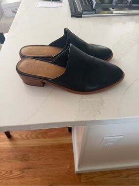 Soludos Black Leather Mule Slides - Women